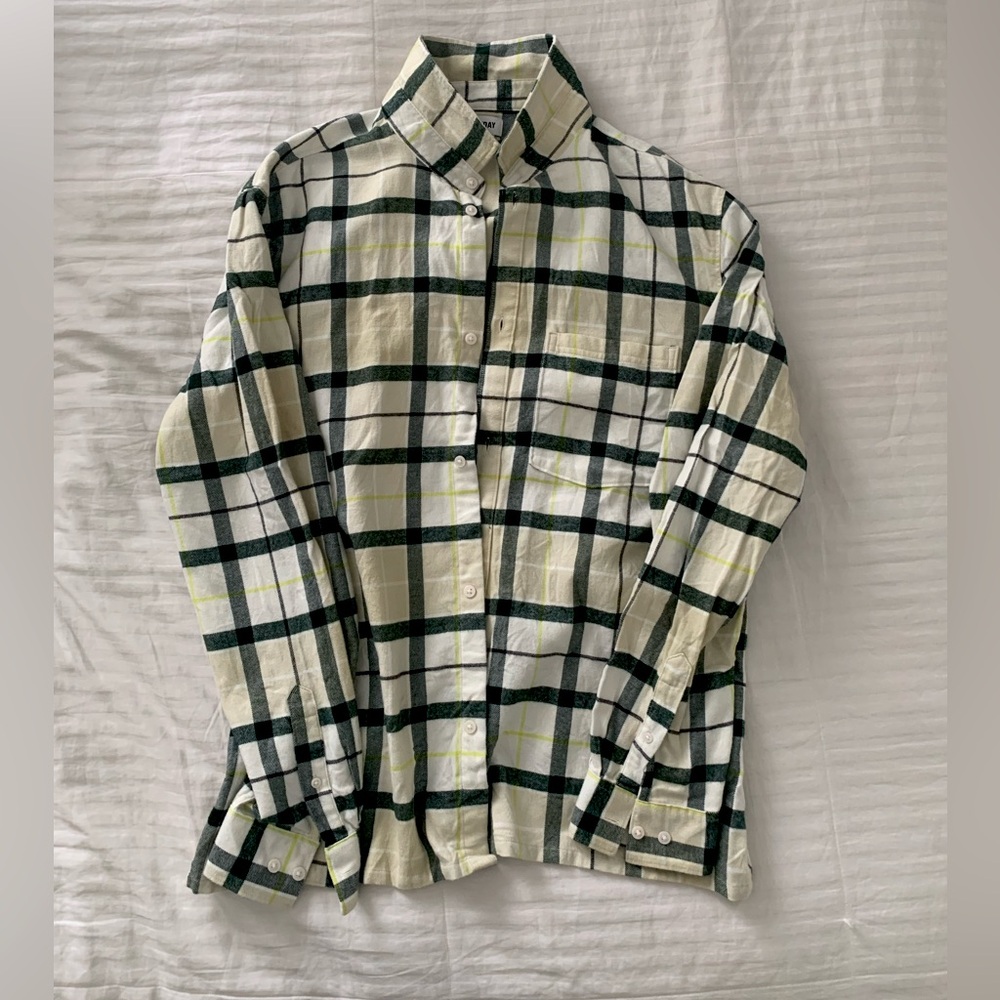 Men’s XL Flannel Button Down